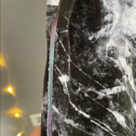 Nike Dri Fit Leggings (NWOT) - Picture 4 of 5